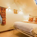 Bed & Breakfast Waterwheel 4*
