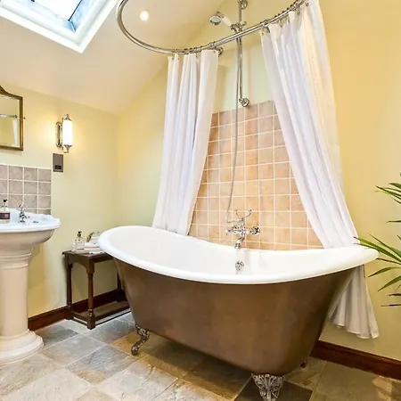 Waterwheel אמבלסייד