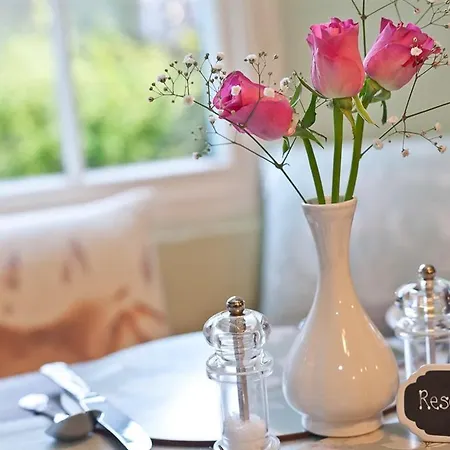 Waterwheel 4* آمبيلسايد